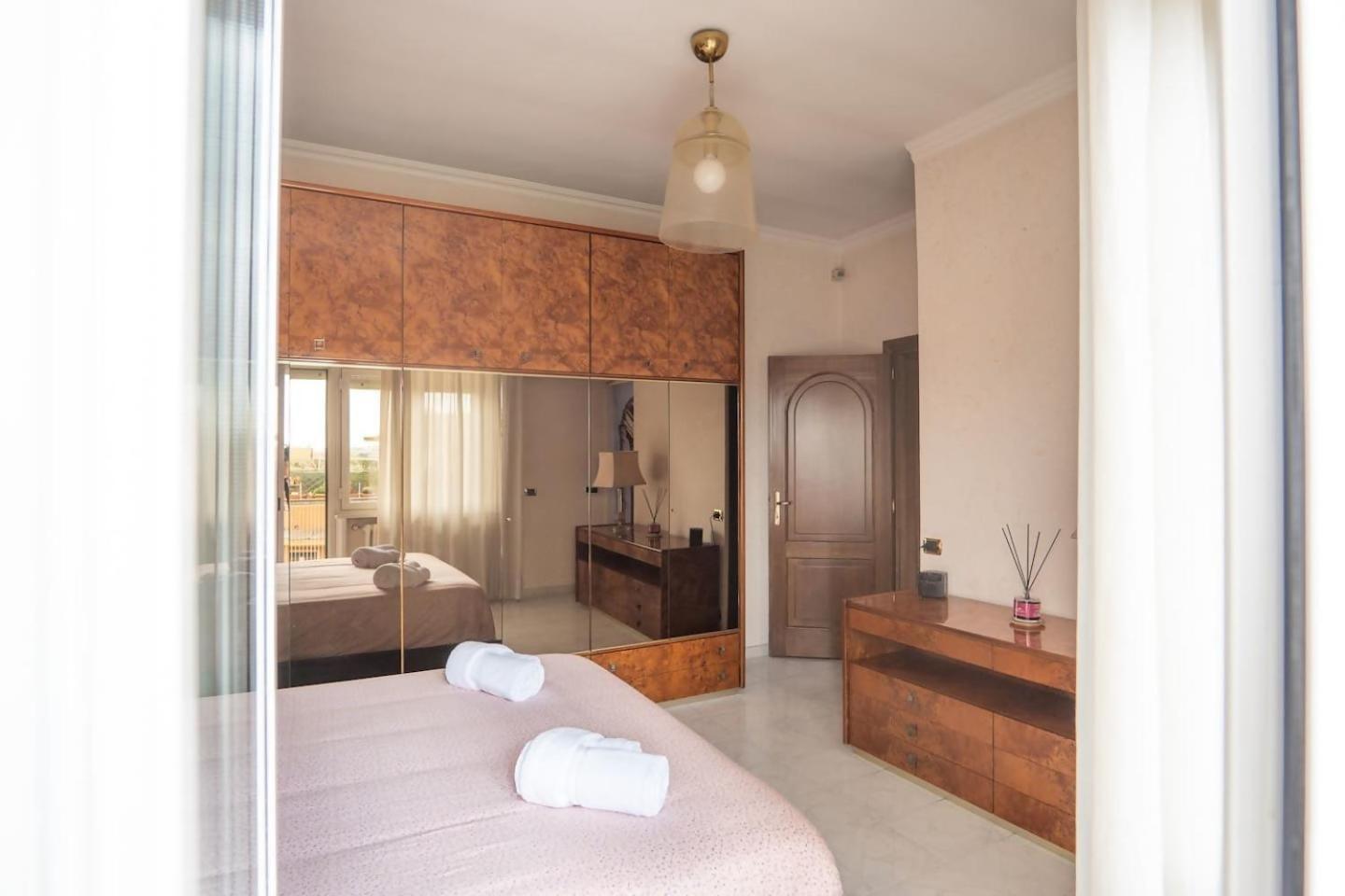 Happio Apartment โรม ภายนอก รูปภาพ