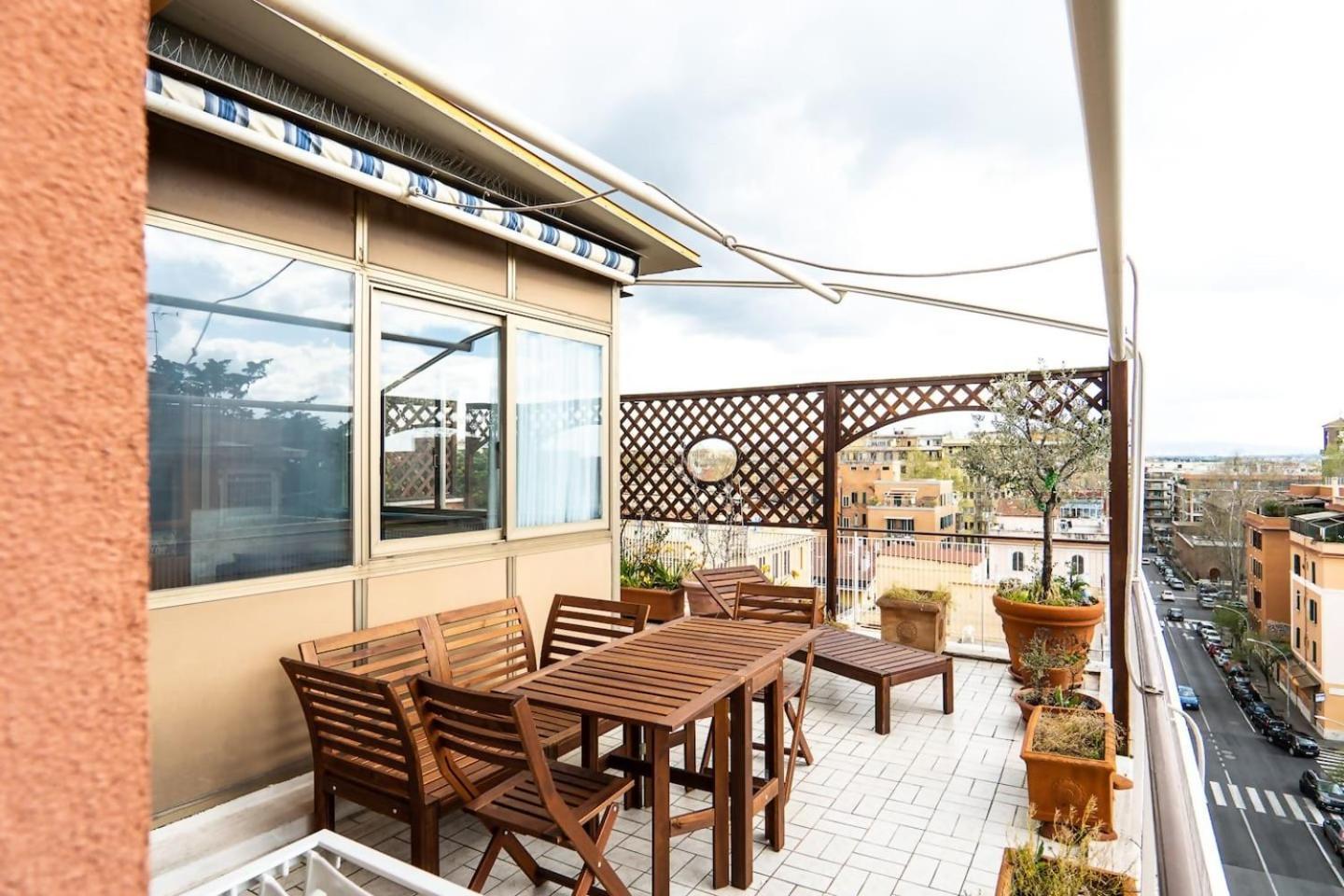 Happio Apartment โรม ภายนอก รูปภาพ